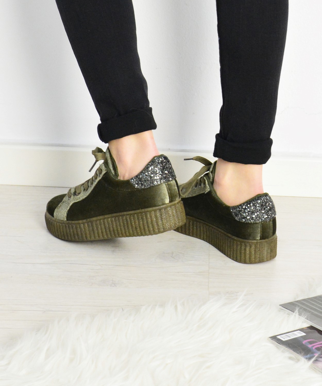 Γυναικεία δίπατα Creepers βελούδινα με στρας χακί LBS6069G